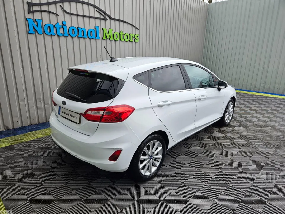Ford Fiesta Hatchback, Petrol, 2019, White