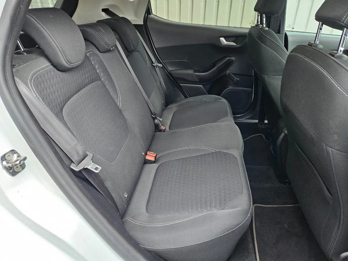 Ford Fiesta Hatchback, Petrol, 2019, White