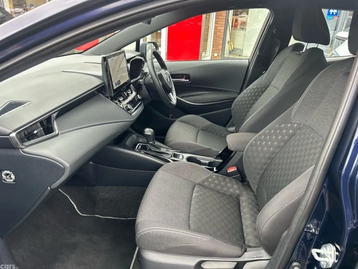 Toyota Corolla Hatchback, Petrol Hybrid, 2024, Blue