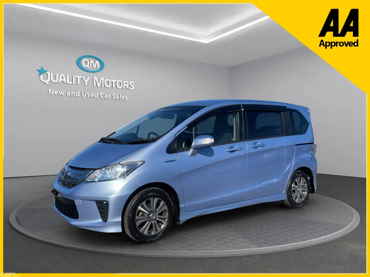 Honda Freed MPV, Petrol, 2014, Silver