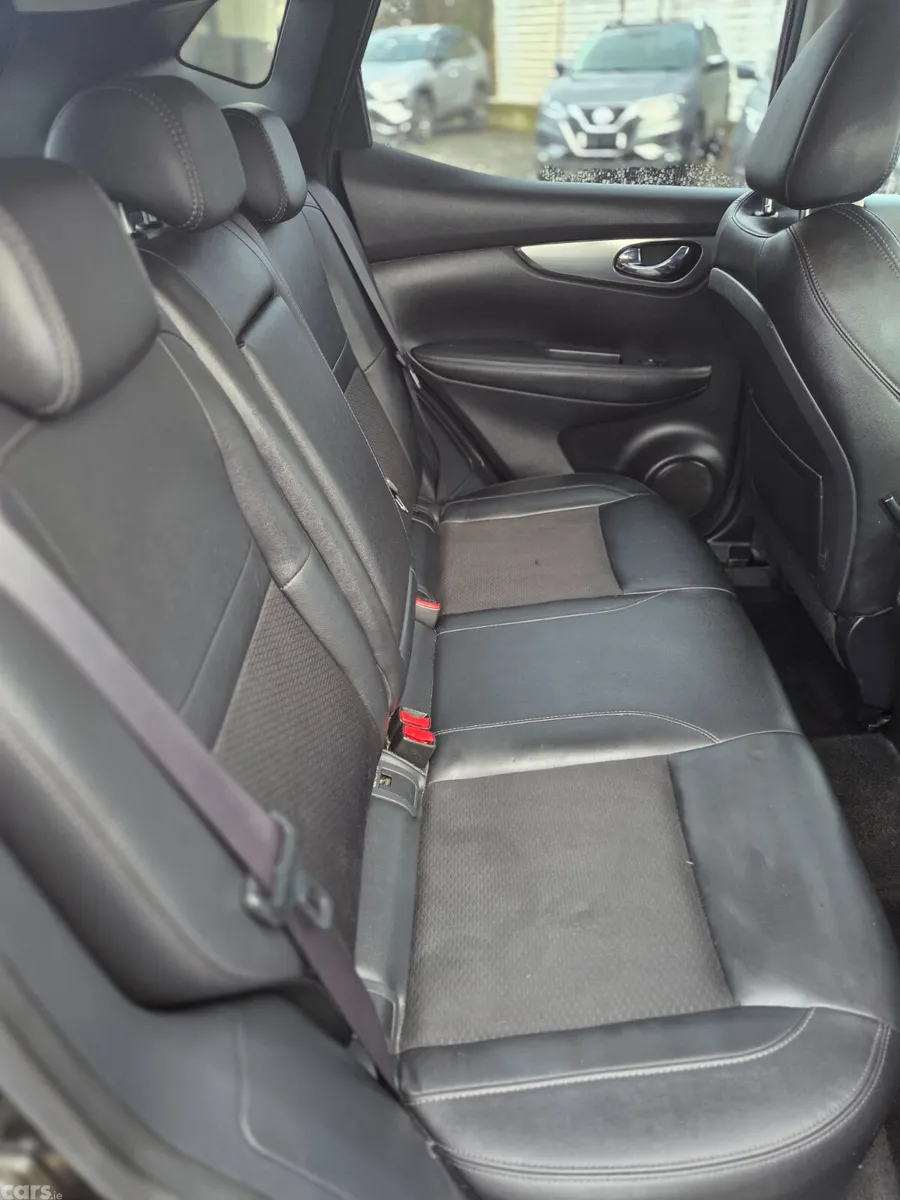 Nissan Qashqai SUV, Diesel, 2018, Black