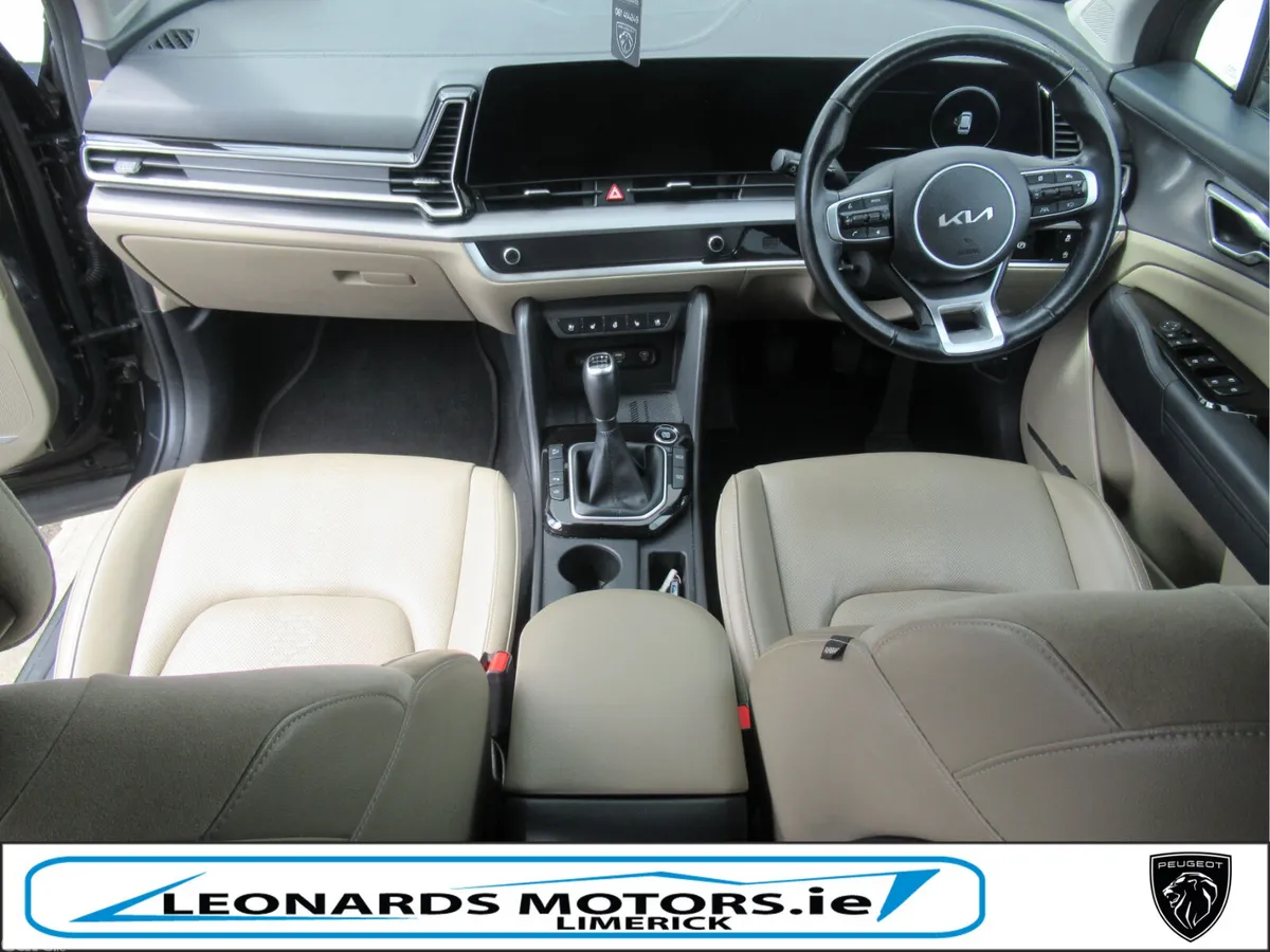 Kia Sportage SUV, Diesel Hybrid, 2023, Black