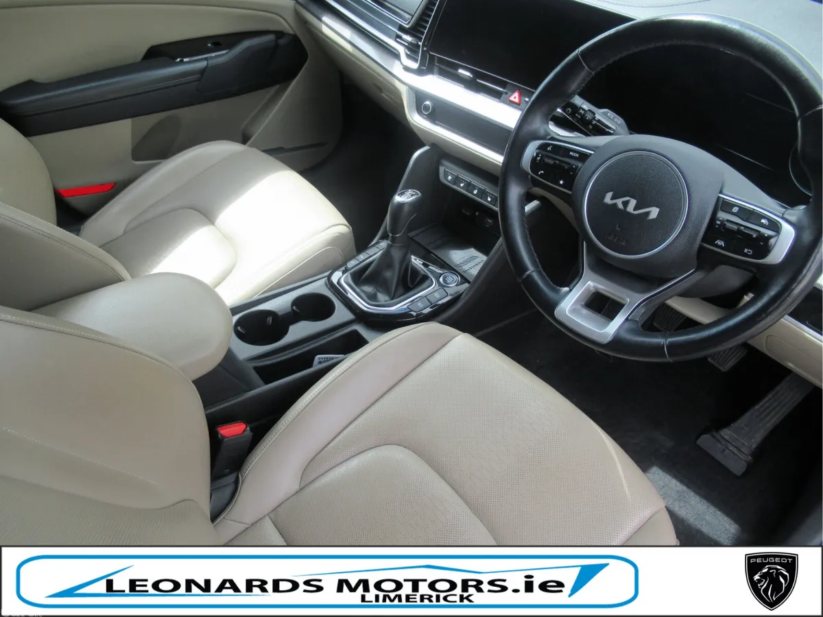 Kia Sportage SUV, Diesel Hybrid, 2023, Black