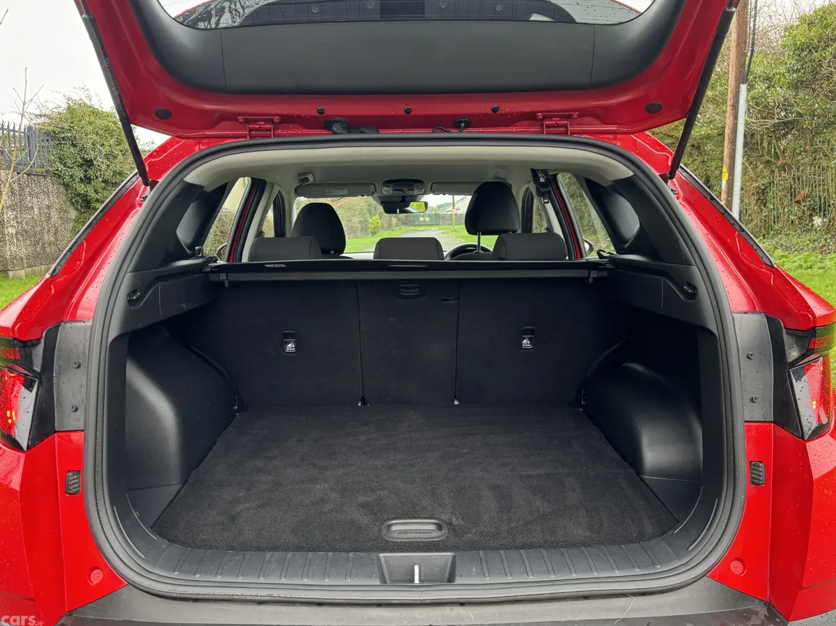 Hyundai Tucson SUV, Diesel, 2023, Red