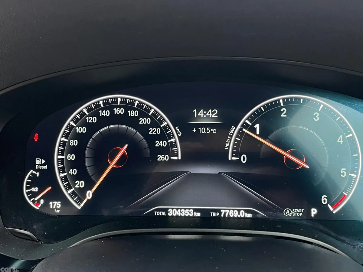 BMW 5-Series Saloon, Diesel, 2019, Grey