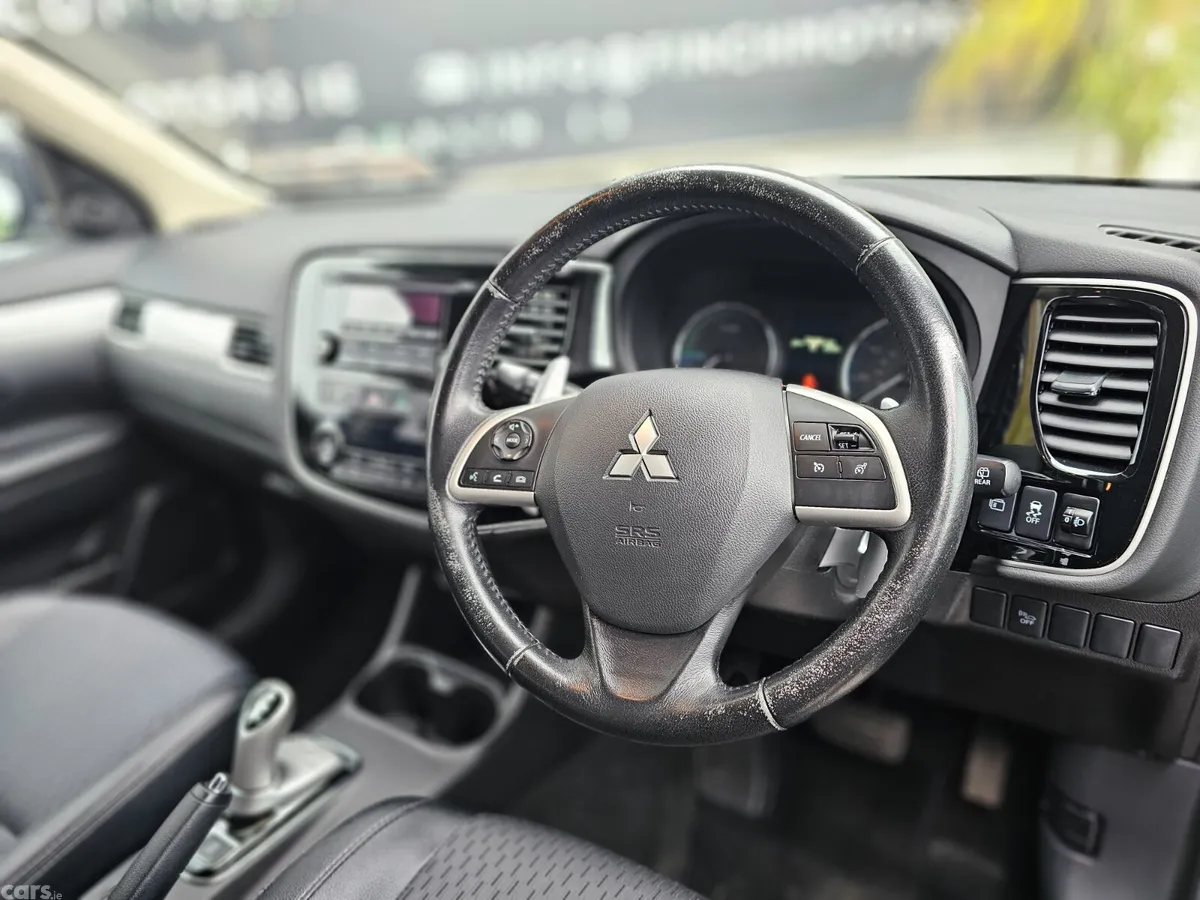 Mitsubishi Outlander SUV, Petrol Plug-in Hybrid, 2015, Grey