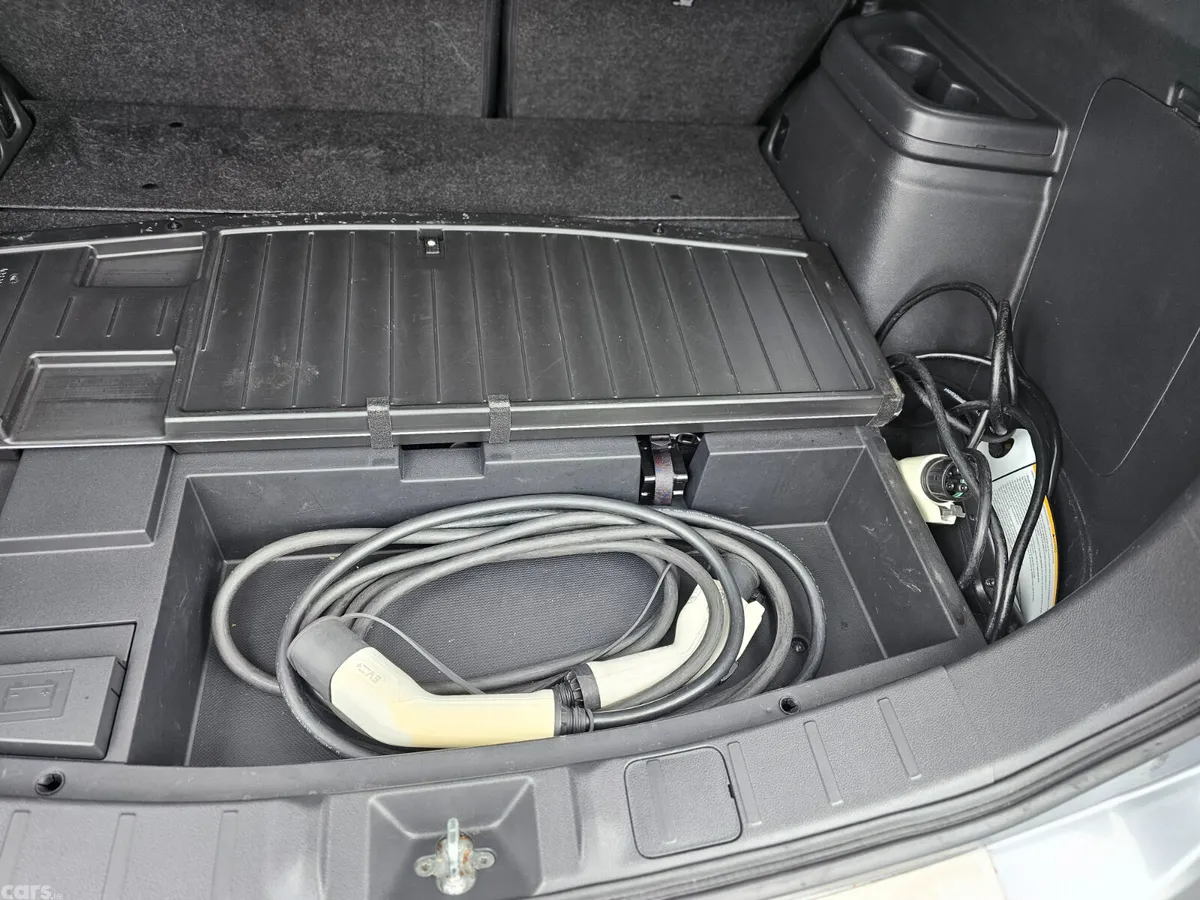 Mitsubishi Outlander SUV, Petrol Plug-in Hybrid, 2015, Grey