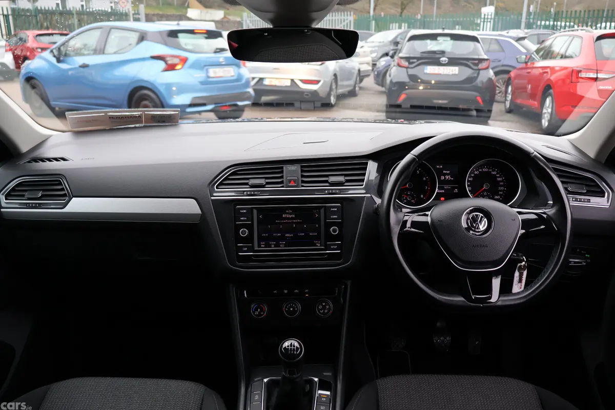 Volkswagen Tiguan SUV, Petrol, 2018, Grey