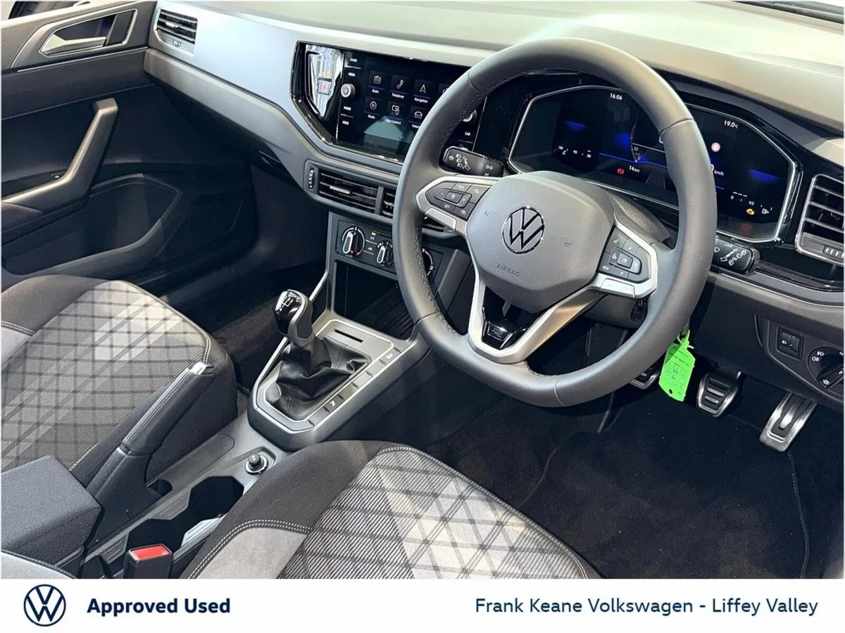Volkswagen Polo Hatchback, Petrol, 2027, Grey