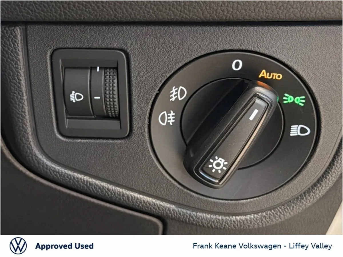 Volkswagen Polo Hatchback, Petrol, 2027, Grey
