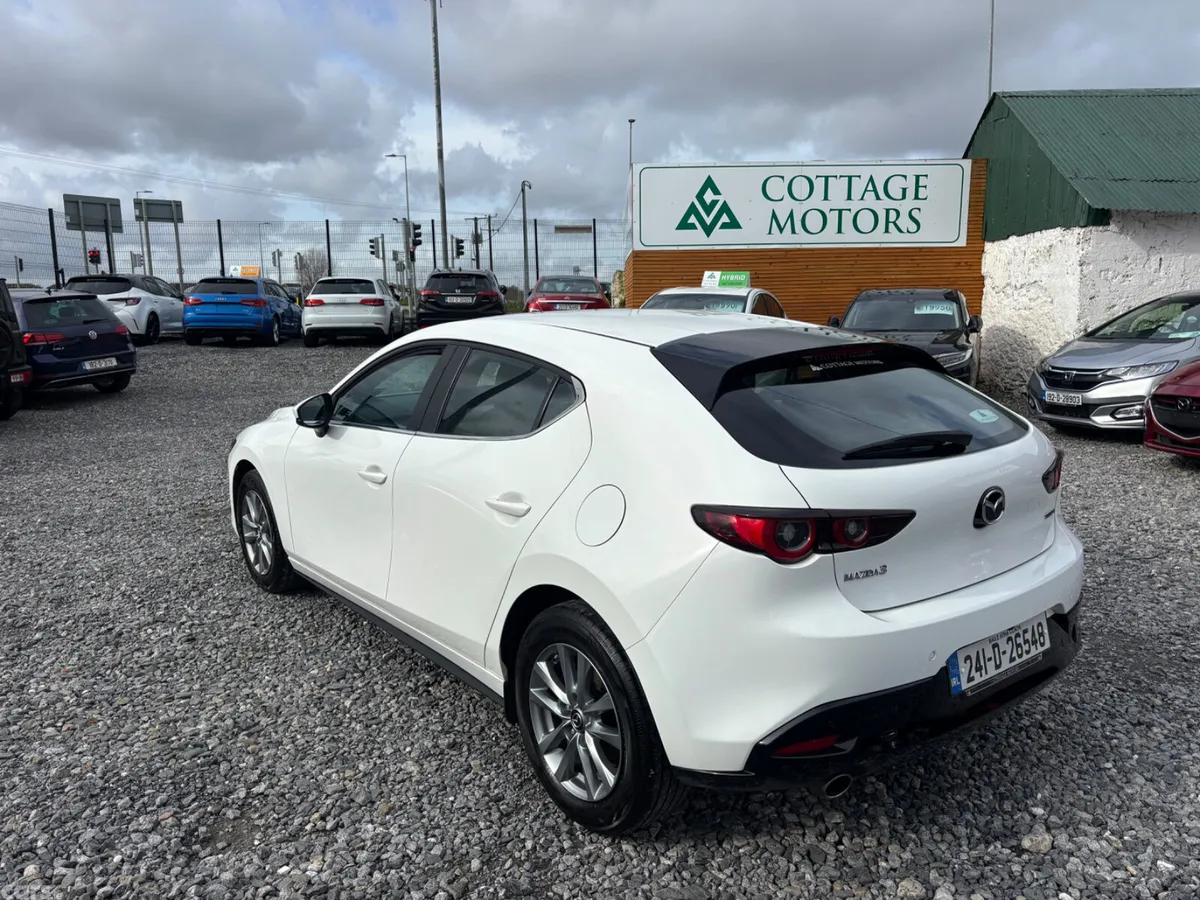 Mazda Mazda3 Hatchback, Petrol, 2024, White