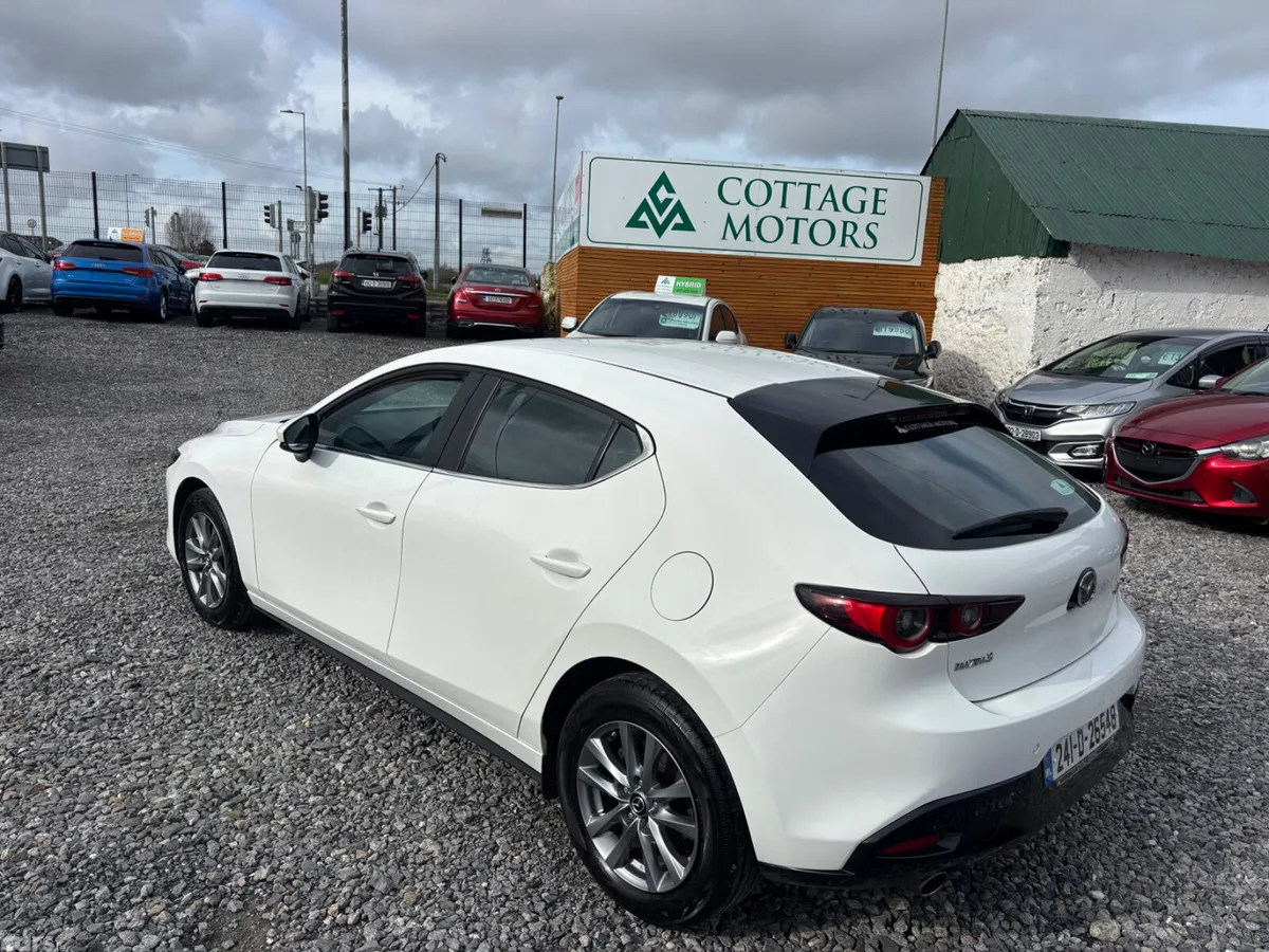 Mazda Mazda3 Hatchback, Petrol, 2024, White
