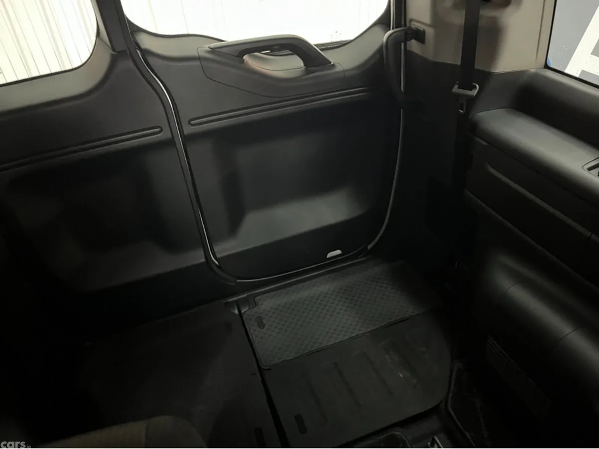 Honda Stepwagon MPV, Petrol Hybrid, 2021, White