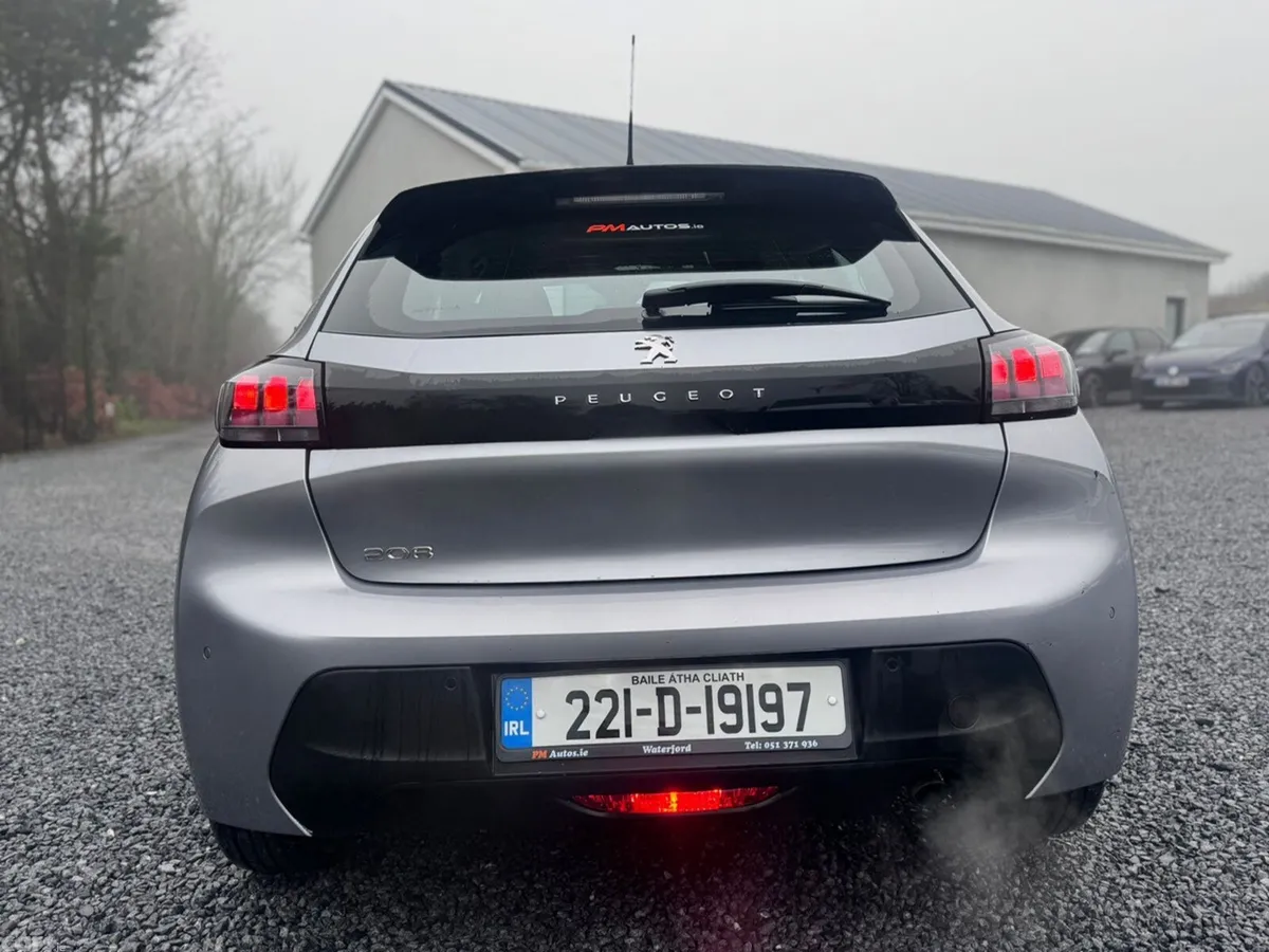 Peugeot 208 Hatchback, Petrol, 2022, Grey