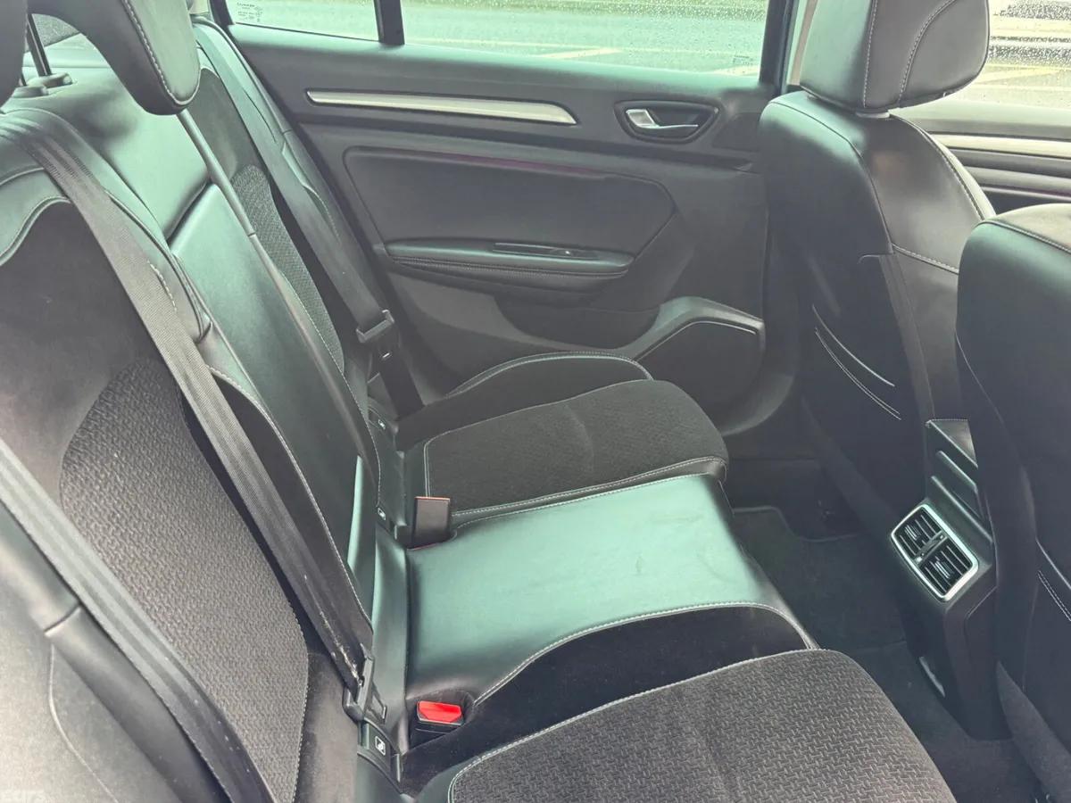 Renault Megane Saloon, Diesel, 2017, Grey