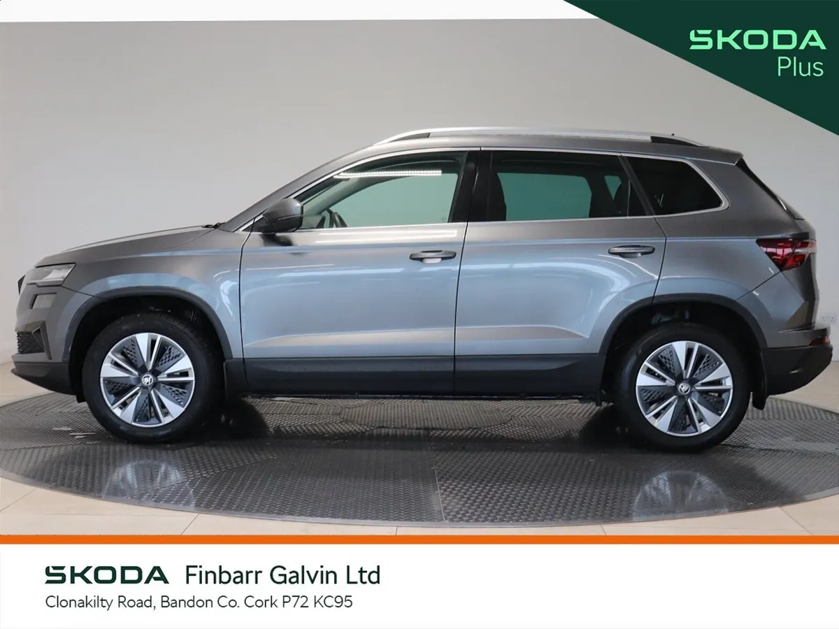 Skoda Karoq SUV, Diesel, 2023, Grey