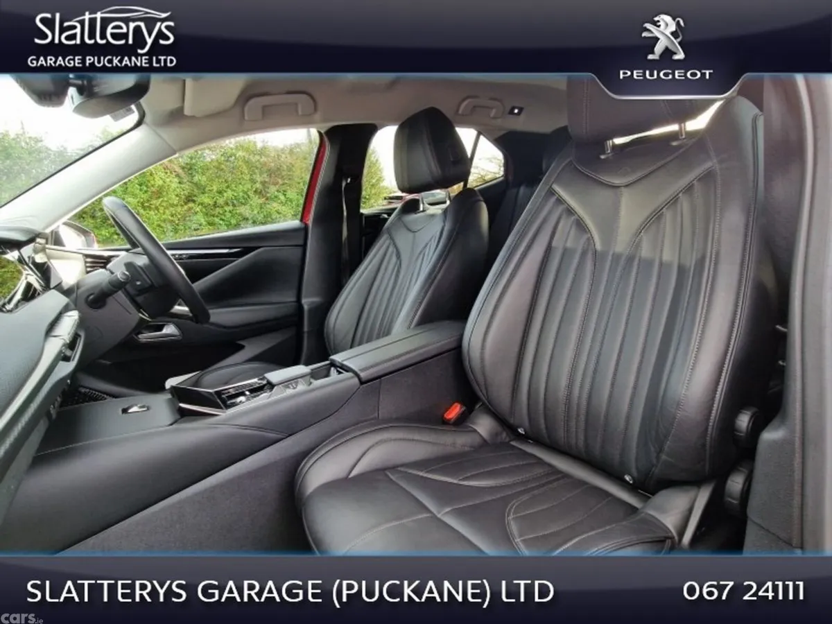 DS Automobiles DS 4 Estate, Diesel, 2023, Red