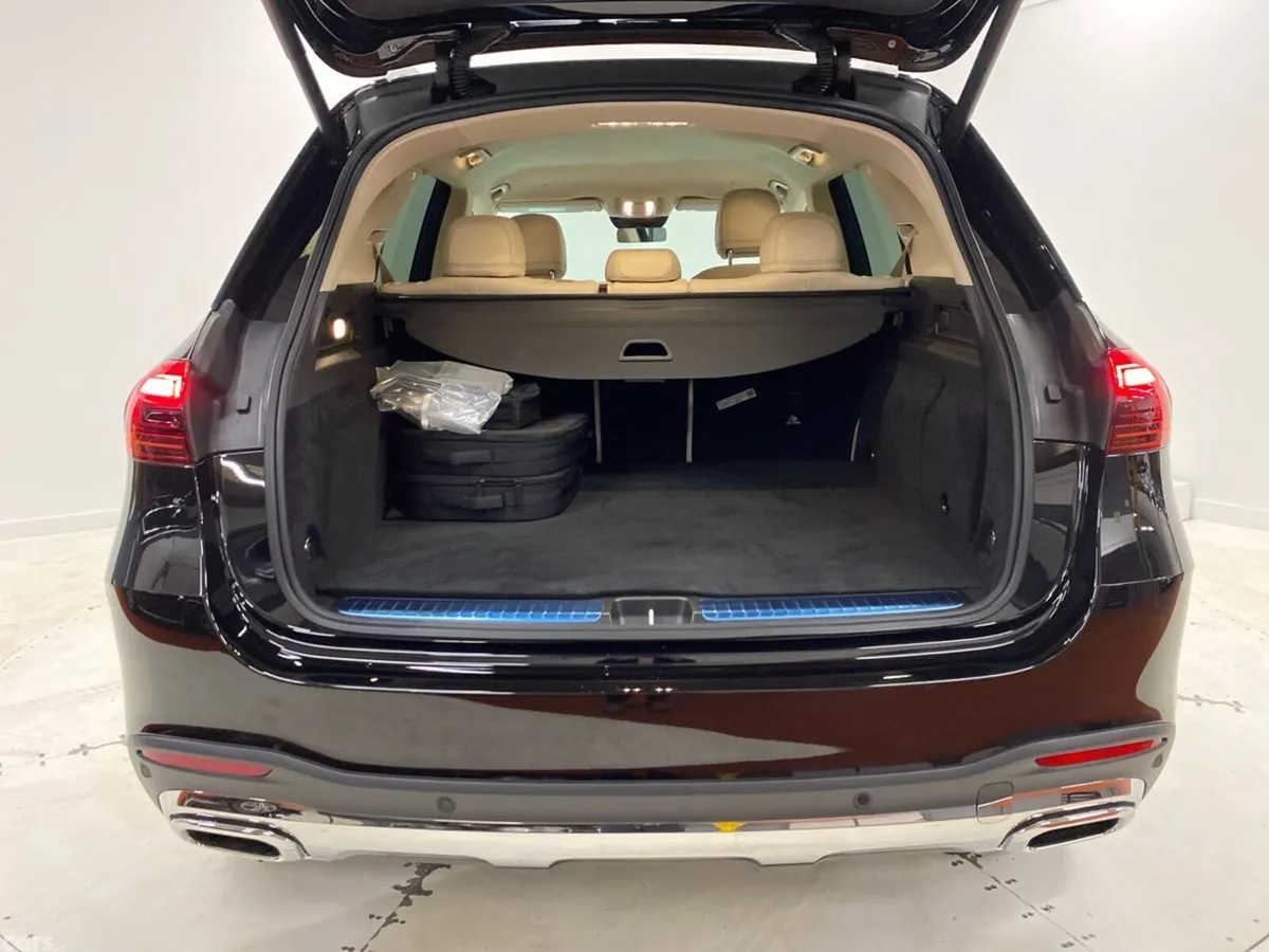 Mercedes-Benz GLE SUV, Petrol Plug-in Hybrid, 2026, Black