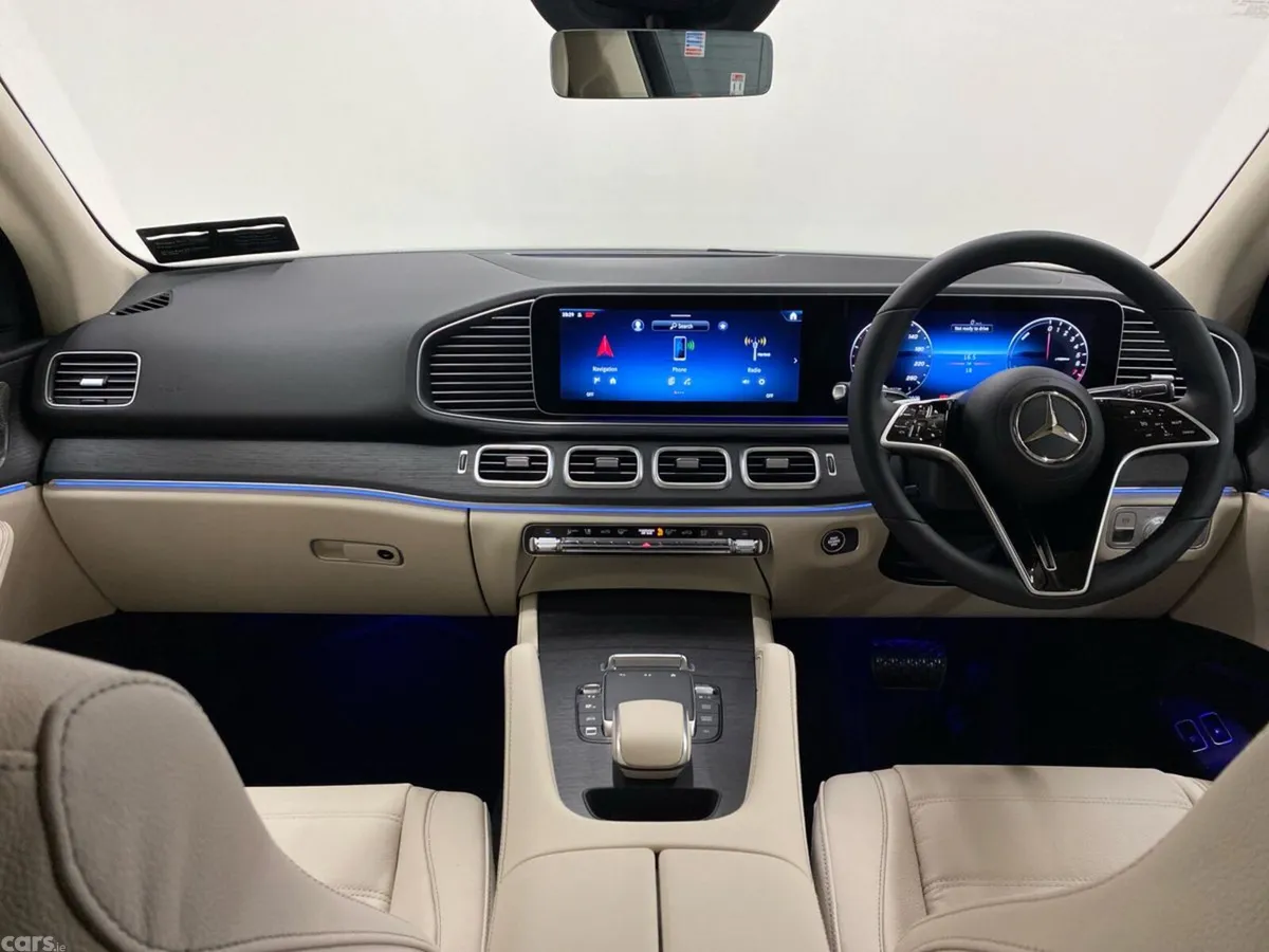 Mercedes-Benz GLE SUV, Petrol Plug-in Hybrid, 2026, Black