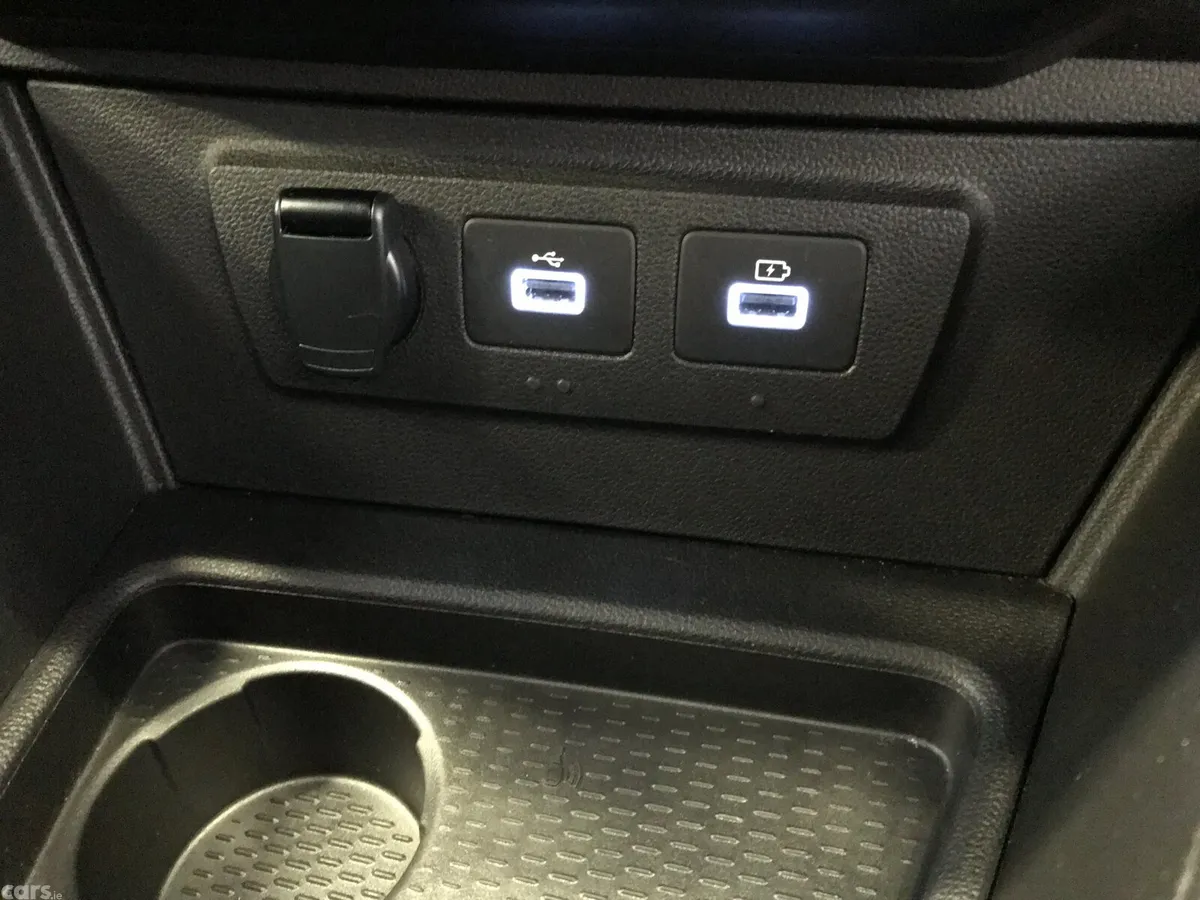 Dacia Duster SUV, Petrol, 2023, Grey
