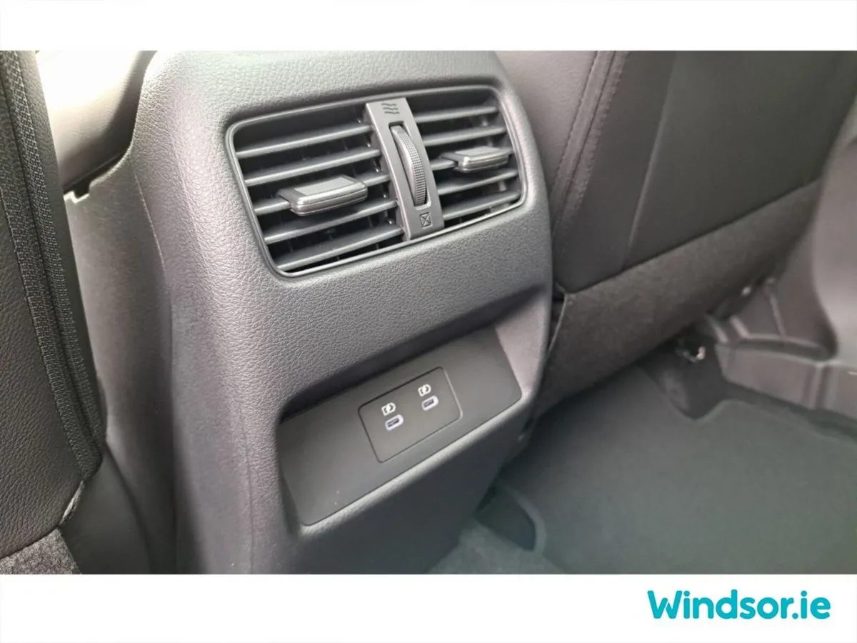 Nissan Qashqai SUV, Petrol Hybrid, 2025, Black