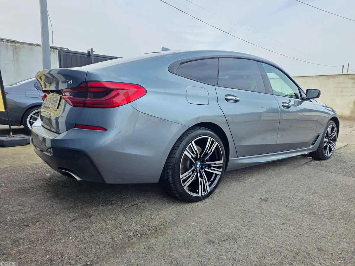 BMW 6-Series Hatchback, Diesel, 2018, Blue