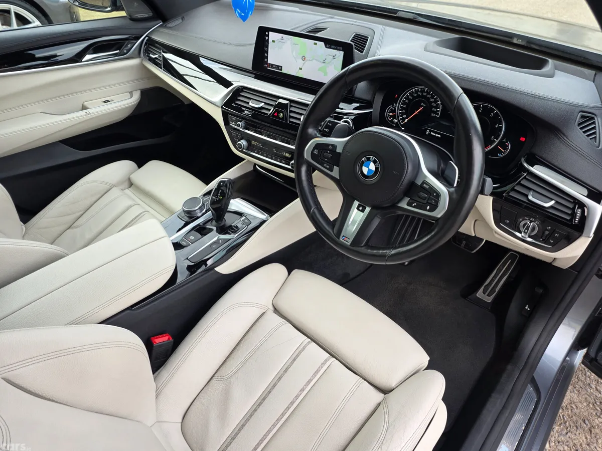 BMW 6-Series Hatchback, Diesel, 2018, Blue
