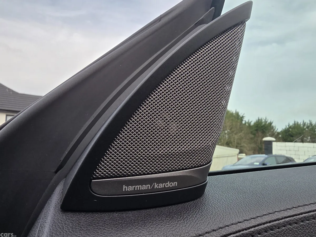 BMW 6-Series Hatchback, Diesel, 2018, Blue
