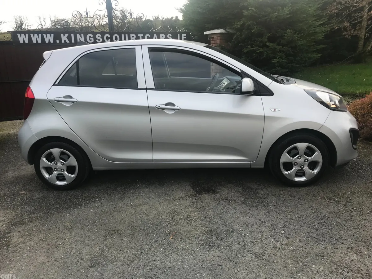 Kia Picanto Hatchback, Petrol, 2014, Silver