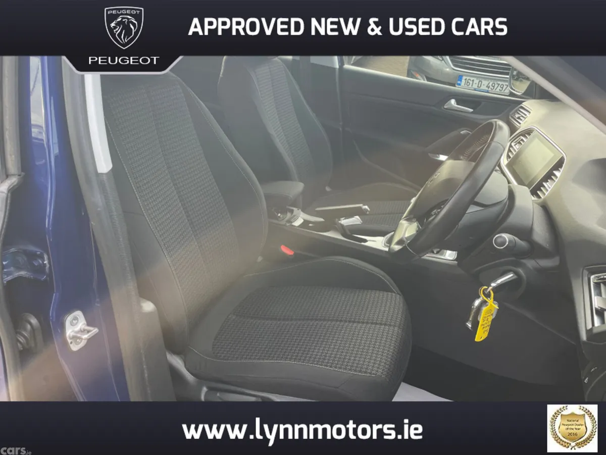 Peugeot 308 Hatchback, Petrol, 2020, Blue
