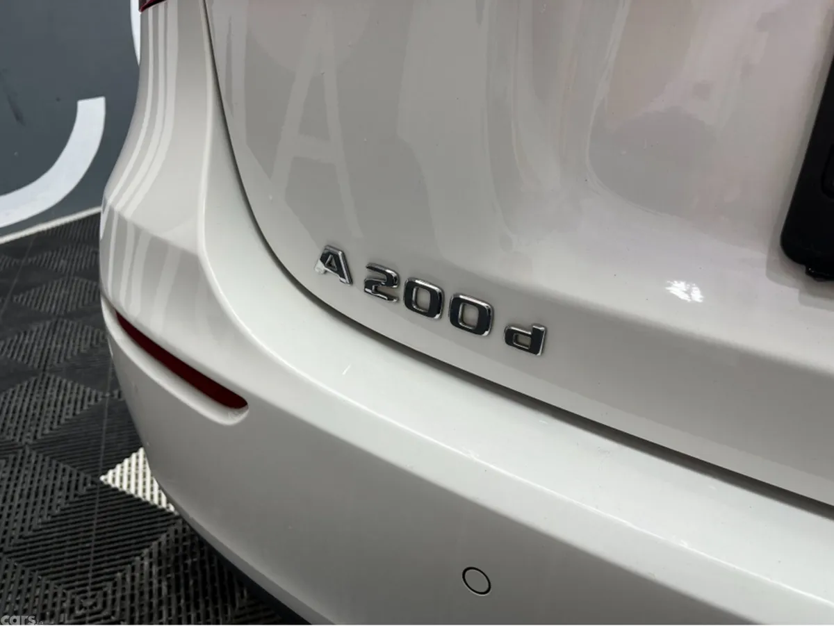 Mercedes-Benz A-Class Hatchback, Diesel, 2019, White