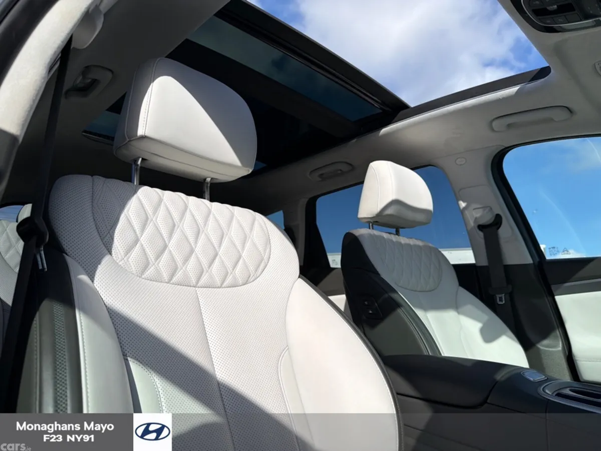 Hyundai Santa Fe SUV, Petrol Plug-in Hybrid, 2023, Grey