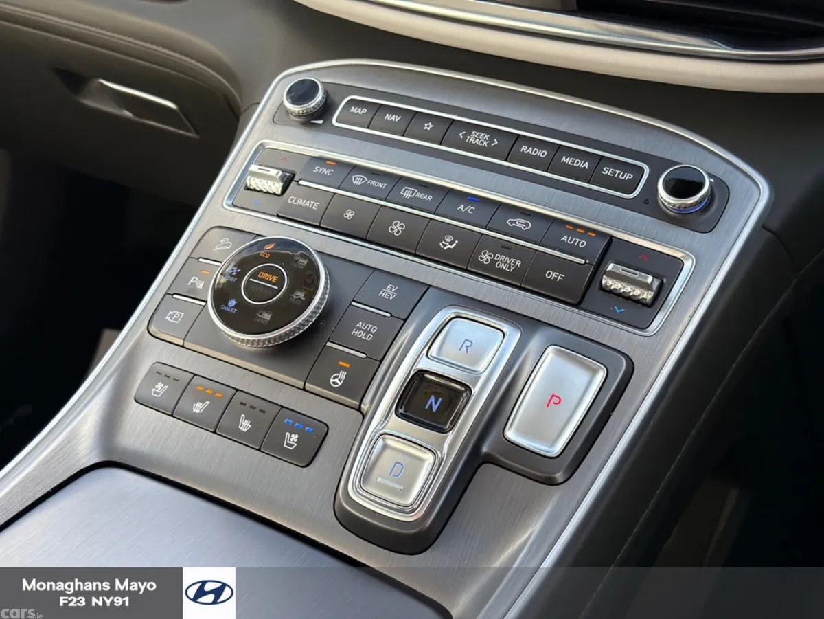Hyundai Santa Fe SUV, Petrol Plug-in Hybrid, 2023, Grey