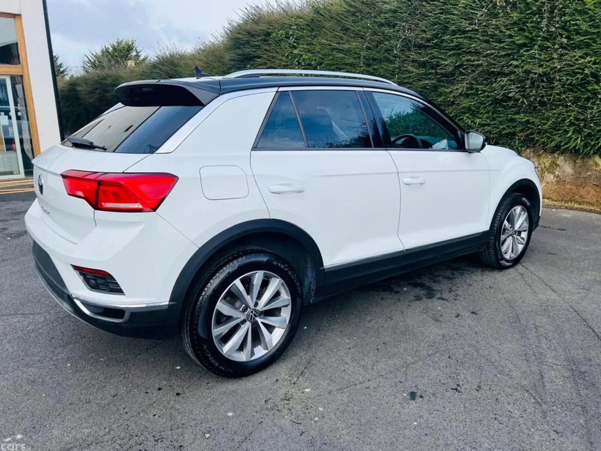 Volkswagen T-Roc SUV, Diesel, 2021, White