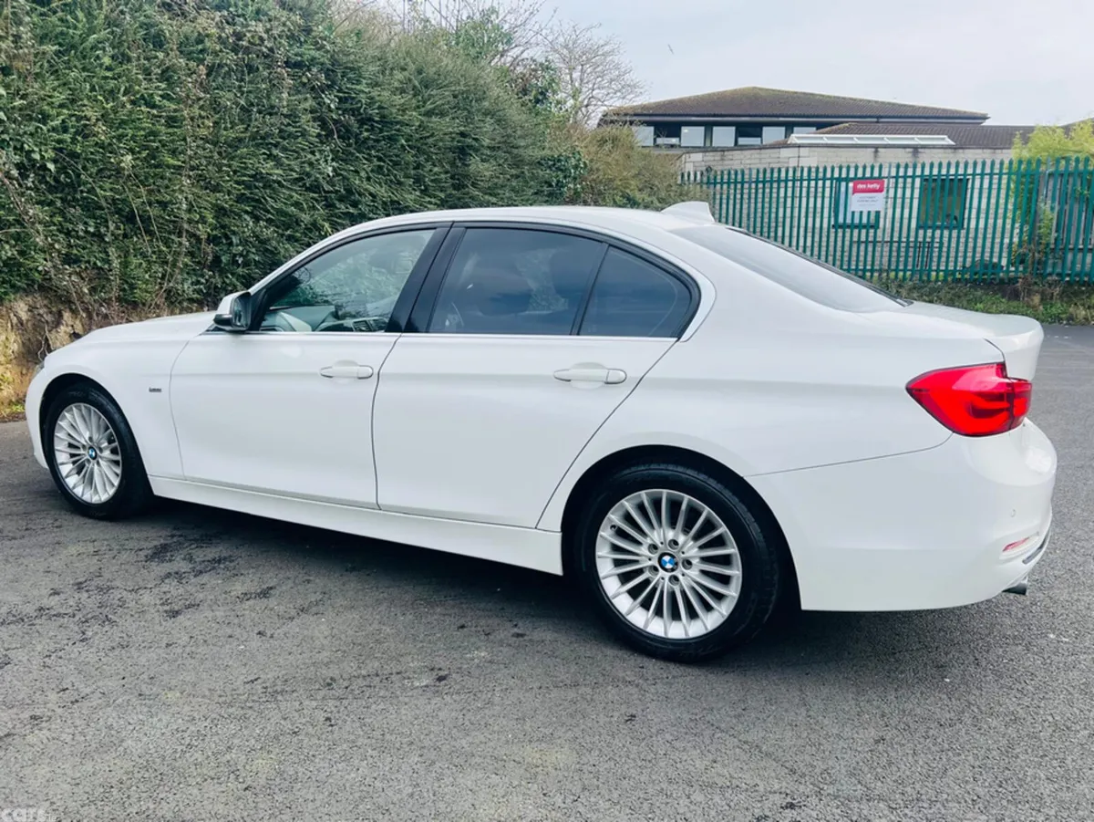 BMW 3-Series Saloon, Diesel, 2017, White