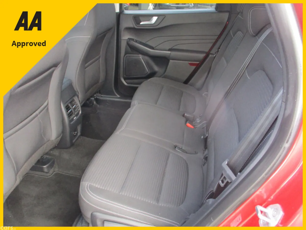 Ford Kuga MPV, Diesel, 2022, Red