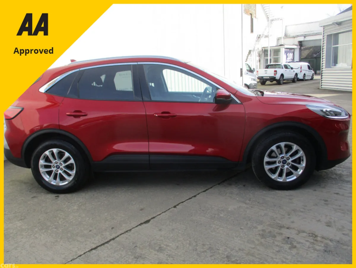Ford Kuga MPV, Diesel, 2022, Red