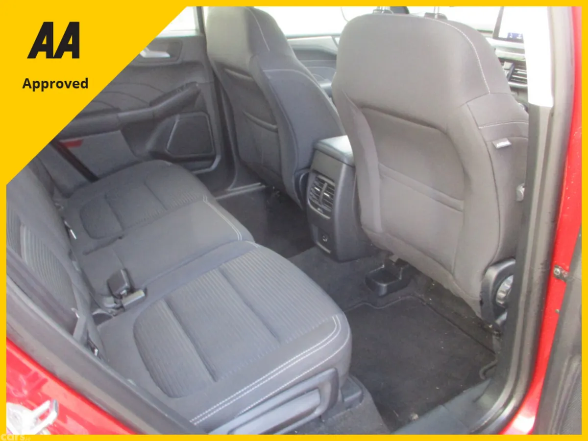 Ford Kuga MPV, Diesel, 2022, Red