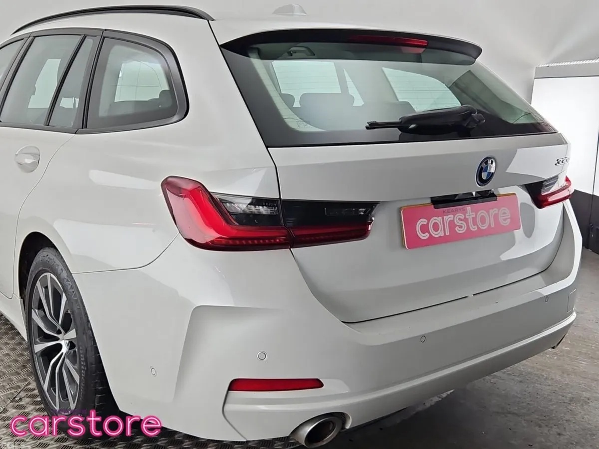 BMW 3-Series Estate, Petrol Plug-in Hybrid, 2023, White