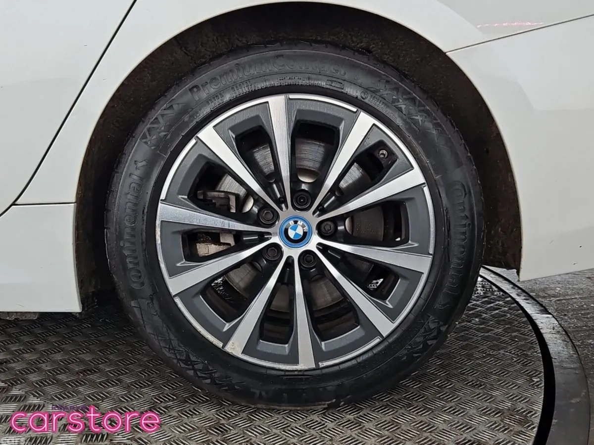 BMW 3-Series Estate, Petrol Plug-in Hybrid, 2023, White