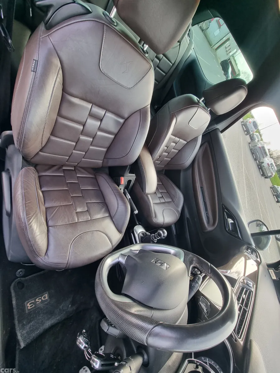 Citroen DS 3 Hatchback, Petrol, 2018, White
