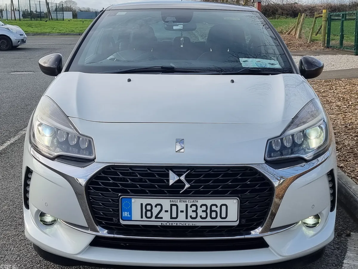 Citroen DS 3 Hatchback, Petrol, 2018, White