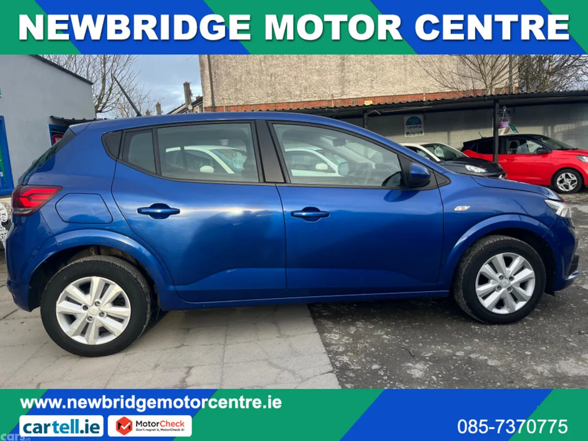 Dacia Sandero Hatchback, Petrol, 2023, Blue