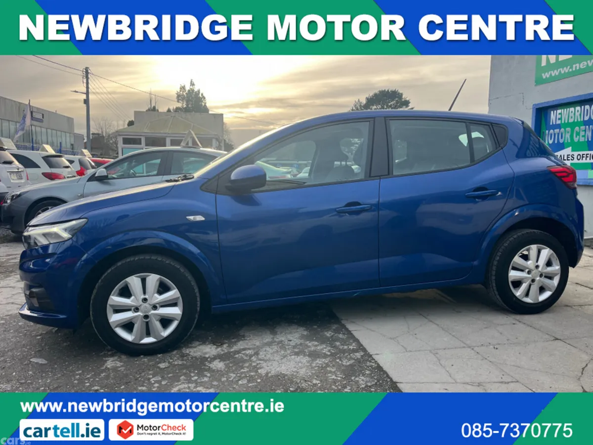 Dacia Sandero Hatchback, Petrol, 2023, Blue
