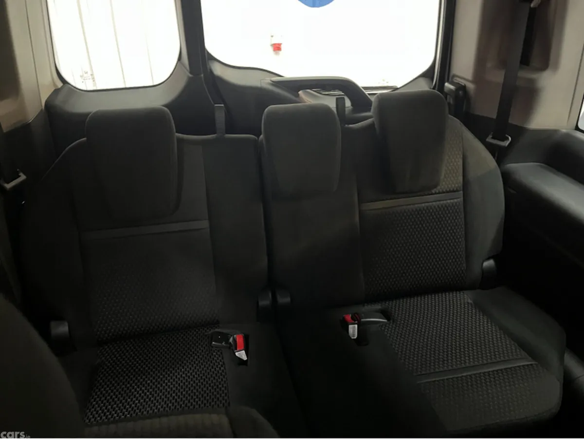 Honda Stepwagon MPV, Petrol Hybrid, 2019, White
