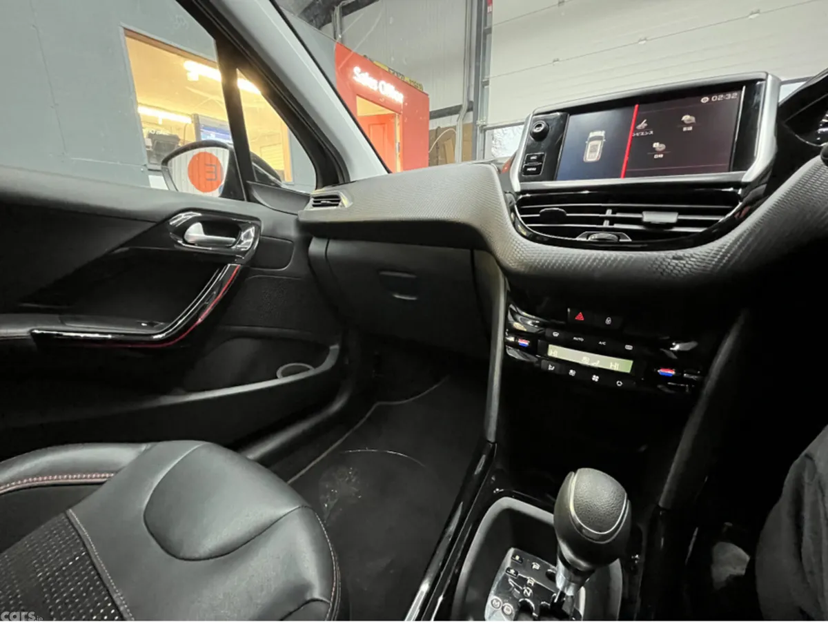 Peugeot 2008 SUV, Petrol, 2018, White