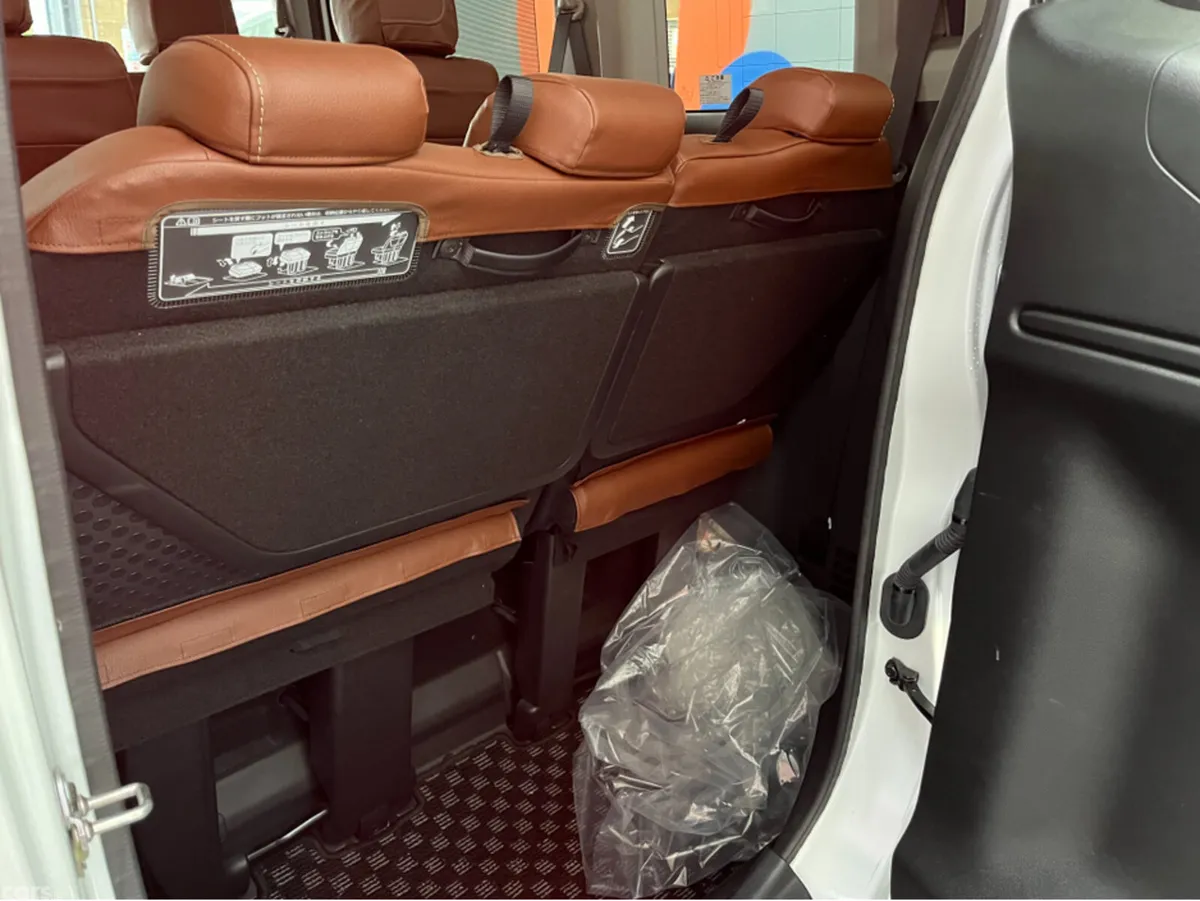 Honda Stepwagon MPV, Petrol Hybrid, 2021, White