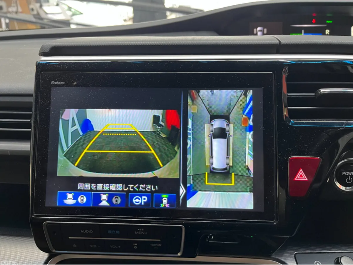 Honda Stepwagon MPV, Petrol Hybrid, 2021, White