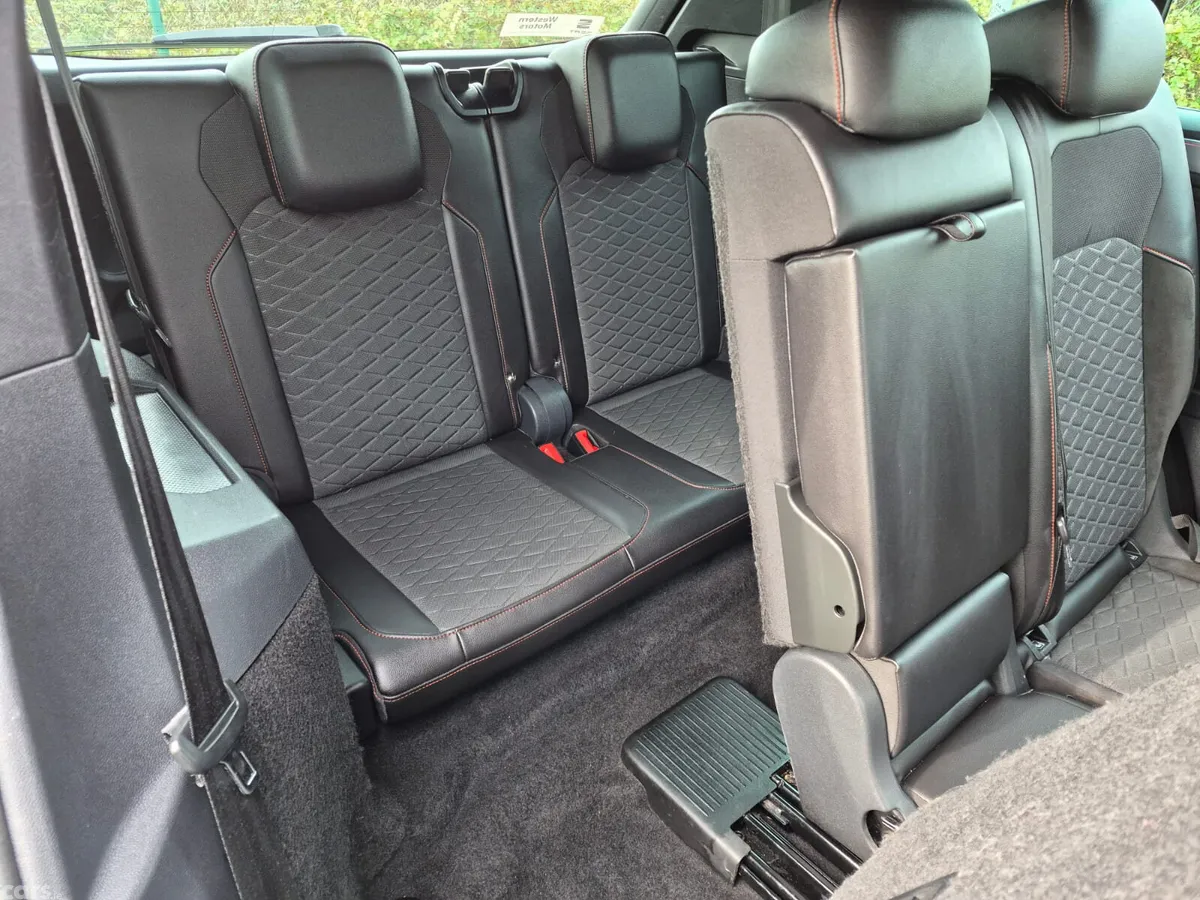 SEAT Tarraco Estate, Diesel, 2023, Black