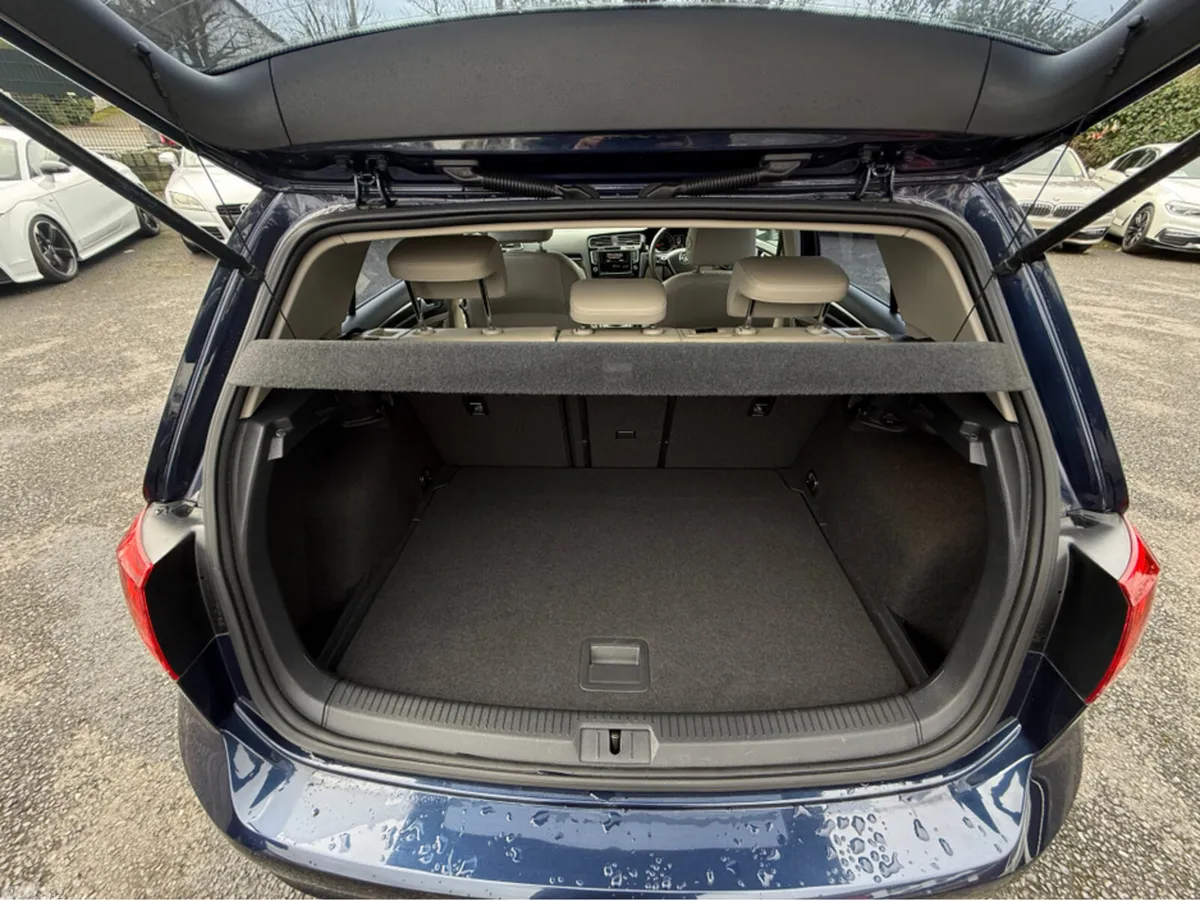 Volkswagen Golf Hatchback, Petrol, 2015, Blue